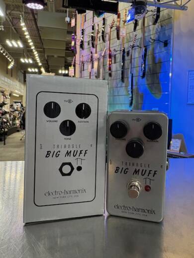 ギター Electro-Harmonix Triangle Big Muff TT Amazon.com: Electro-Harmonix Triangle Big Muff Pi Fuzz Pedal